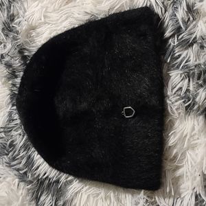 Rudsak hat soft and nice black NWOT